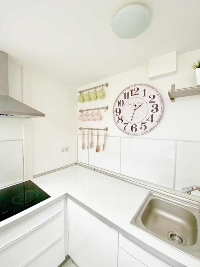 Loft With Rooftop And Free Parking In Garage Budapesta Exterior foto